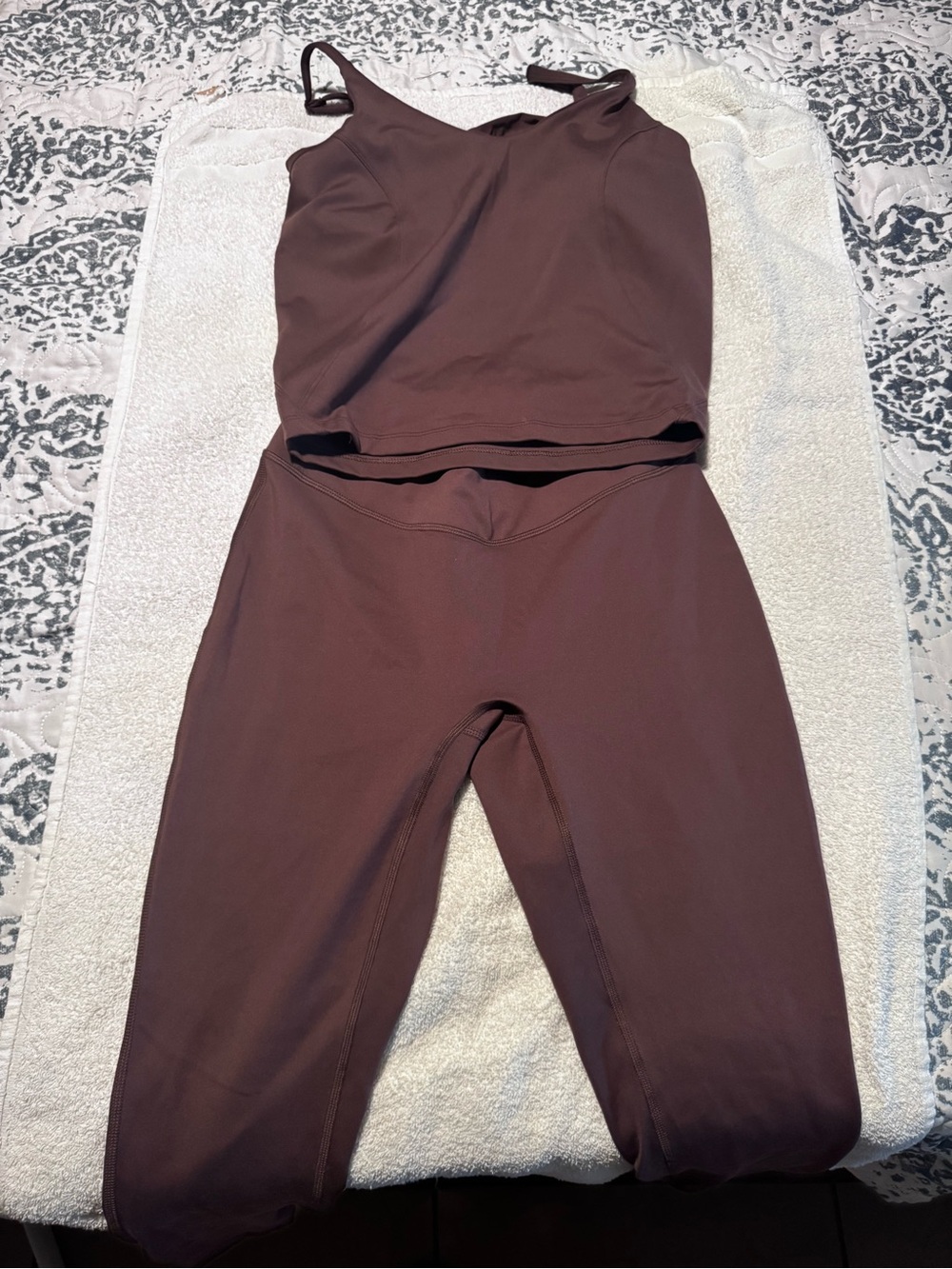 Yogalicious Mauve-Brown Crop Tank & High-Waist Leggings Set